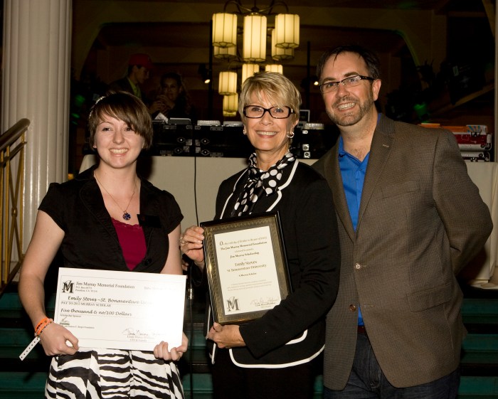 Linda Murray Hofmans and her son Bill McCoy, president of the JMMF, present me with my check at Santa Anita Park in Arcadia, Ca. [Photo courtesy of the JMMF]